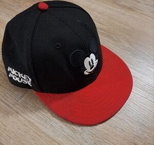 Disney Mickey Mouse Snapback Cap New Era 9FIFTY Black White Red Hat Size Youth